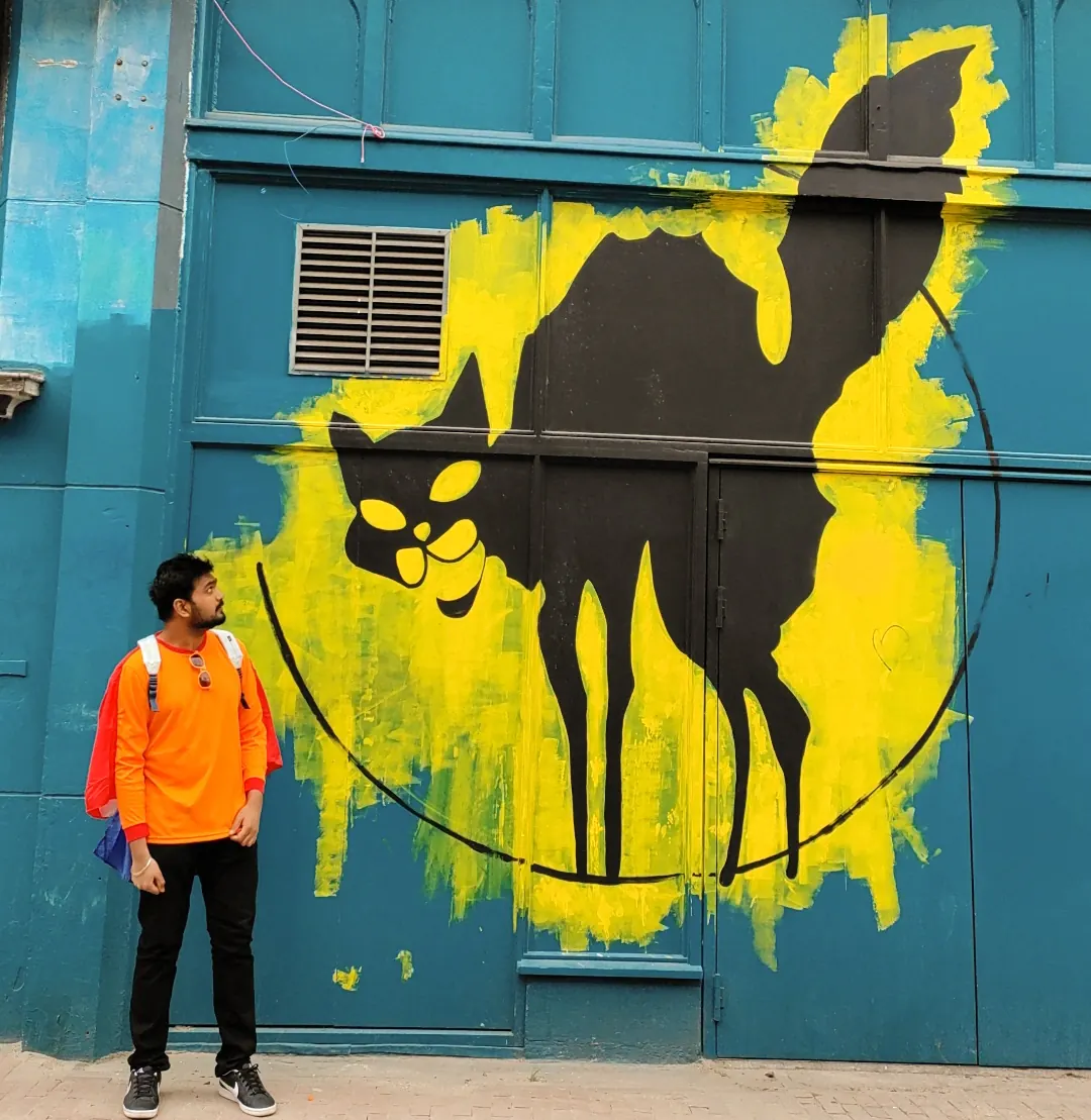 Exploring colorful street art